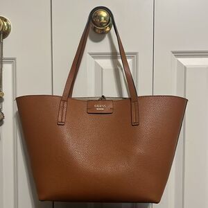Guess Bobbi Inside Out Reversible Brown Tan Cream Tote Shoulder Bag Purse